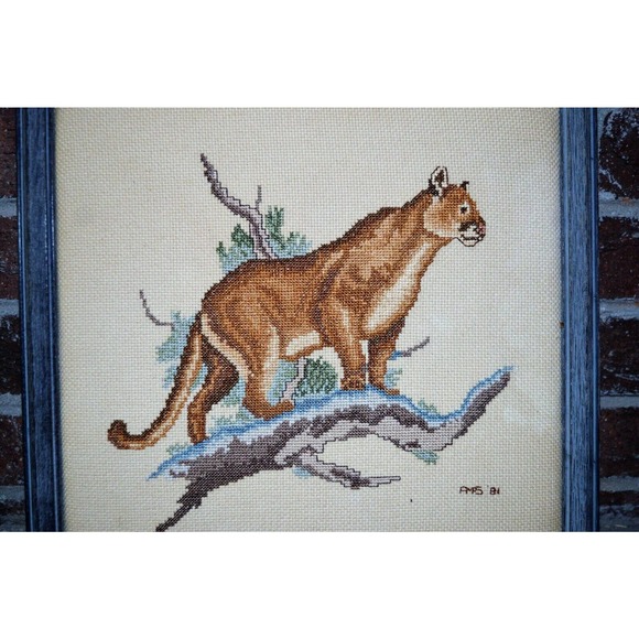 1980s Preworked Cross Stitch Mountain Lion Framed - Picture 2 of 9